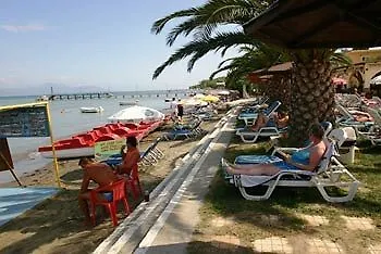 Lemon Grove And 2* Kávos