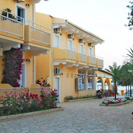 Lemon Grove And 2* Kávos