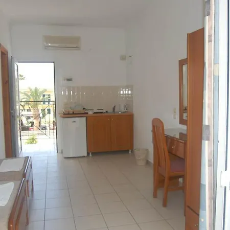 Lemon Grove And 2* Kávos