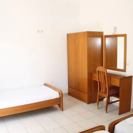 Aparthotel Lemon Grove And 2*