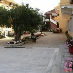 Lemon Grove And アパートホテル