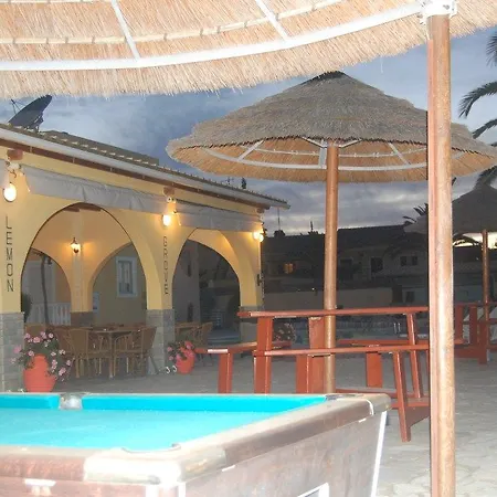 Appart hôtel Lemon Grove And 2*