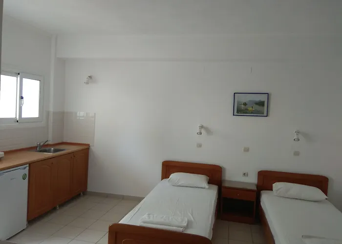 Lemon Grove And Kávos