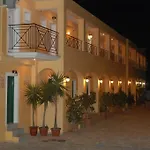 Apartmanhotel Lemon Grove And Kávosz