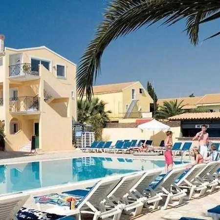 Lemon Grove And Apart Otel Kávos